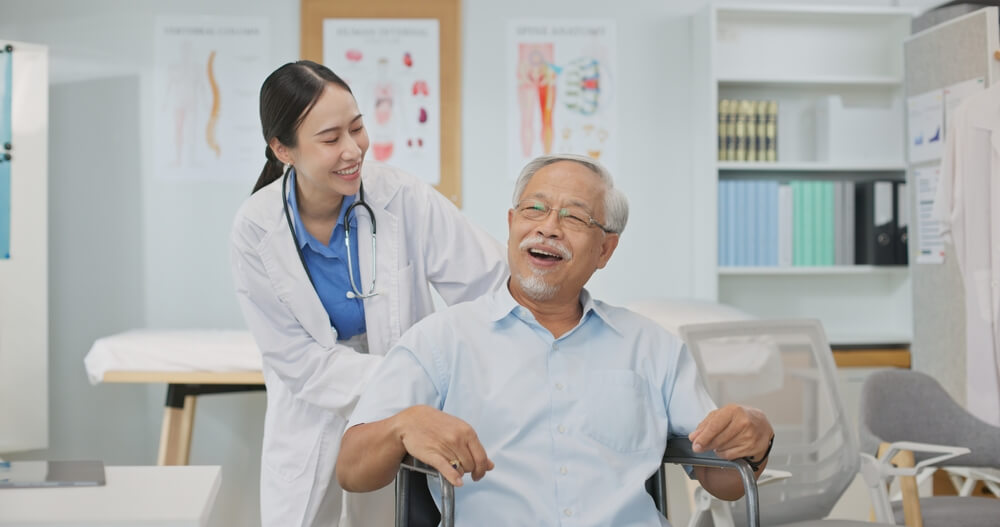 At Health & Psychiatry, our experienced Spravato psychiatric providers offer comprehensive evaluations and closely monitored Spravato® therapy in a safe, supportive clinical setting.